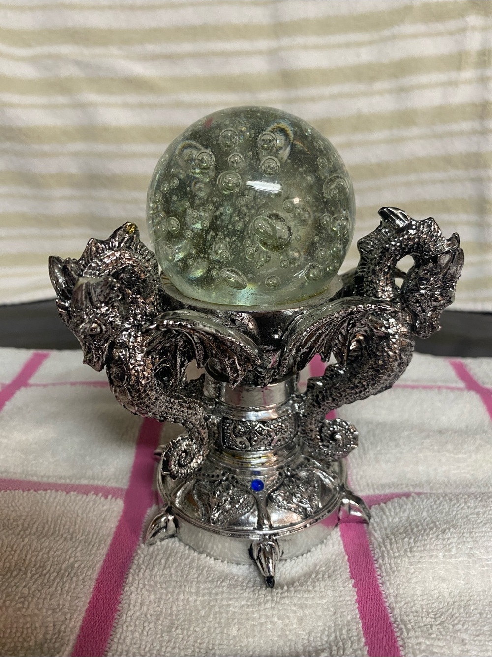 Design Toscano Dragons of Corfu Castle Mystic Glass Globe Gazing Figure Fantasy